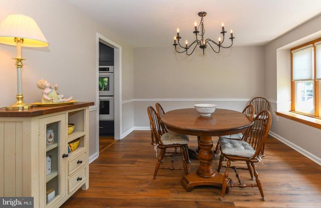 434 WESTWOOD DR, West Deptford, NJ 08096