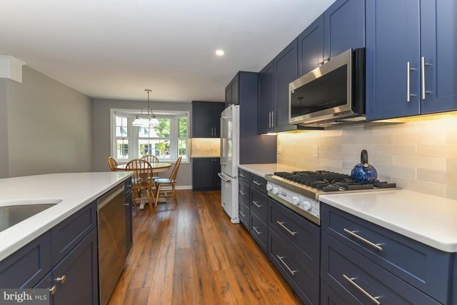 434 WESTWOOD DR, West Deptford, NJ 08096