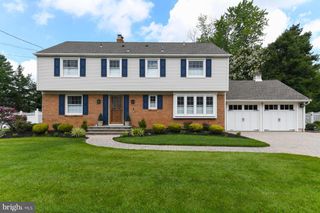 434 WESTWOOD DR, West Deptford, NJ 08096