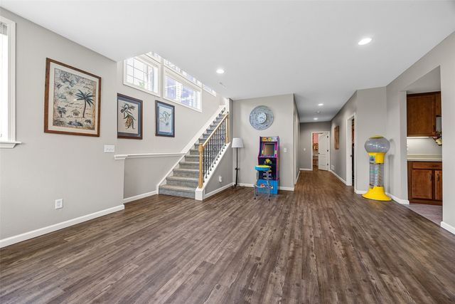 2330 Timber Creek Drive, Marion, IA 52302