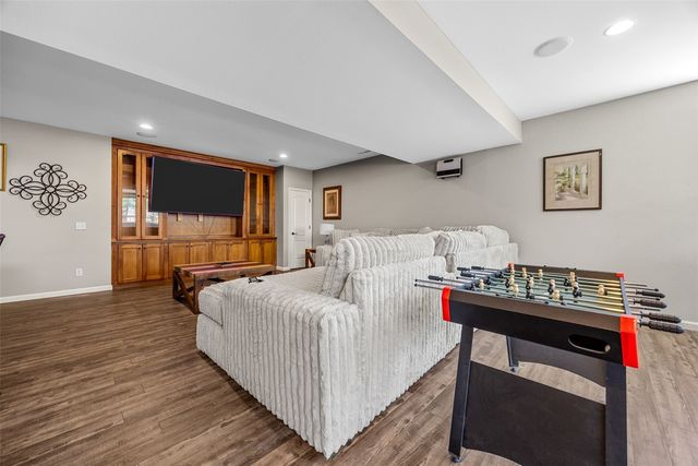 2330 Timber Creek Drive, Marion, IA 52302