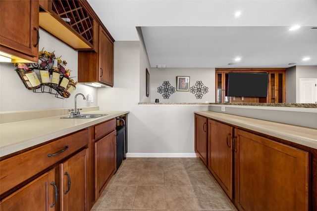2330 Timber Creek Drive, Marion, IA 52302