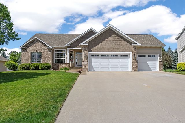 2330 Timber Creek Drive, Marion, IA 52302