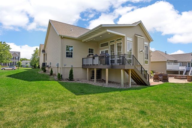 2330 Timber Creek Drive, Marion, IA 52302