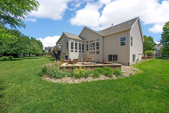 2330 Timber Creek Drive, Marion, IA 52302