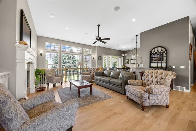 2330 Timber Creek Drive, Marion, IA 52302