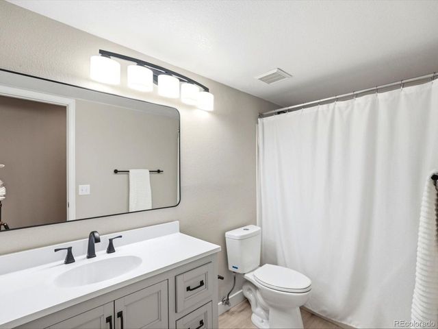 6194 S Van Gordon Way, Littleton, CO 80127