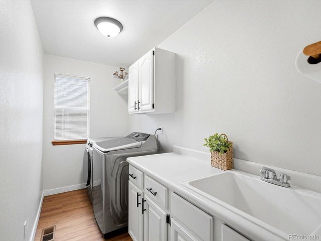 6194 S Van Gordon Way, Littleton, CO 80127