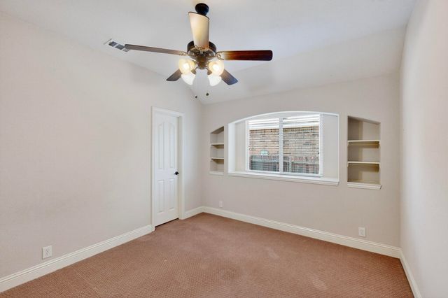 1310 Hearthstone Drive, Burleson, TX 76028