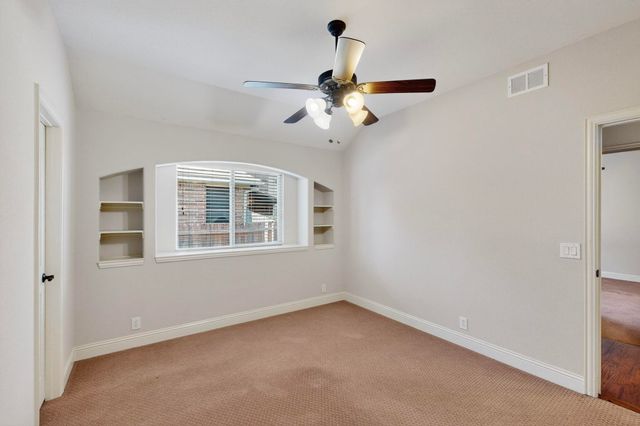1310 Hearthstone Drive, Burleson, TX 76028