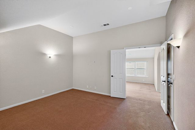 1310 Hearthstone Drive, Burleson, TX 76028