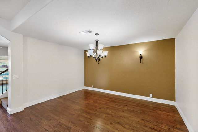 1310 Hearthstone Drive, Burleson, TX 76028