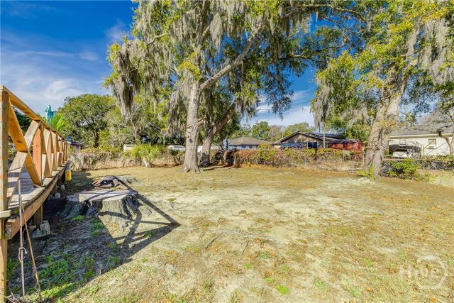 2130 Hanson Street, Savannah, GA 31404