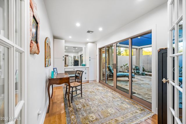 7468 E STAGECOACH Pass E, Carefree, AZ 85377