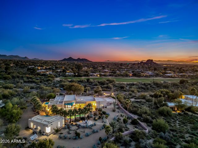 7468 E STAGECOACH Pass E, Carefree, AZ 85377