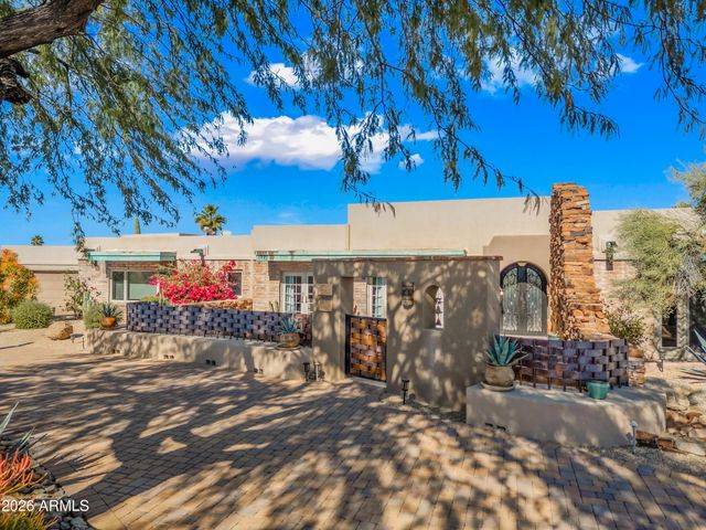 7468 E STAGECOACH Pass, Carefree, AZ 85377