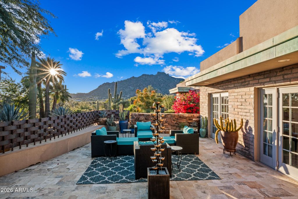 Image 3 of property listing at 7468 E STAGECOACH Pass, Carefree, AZ 85377