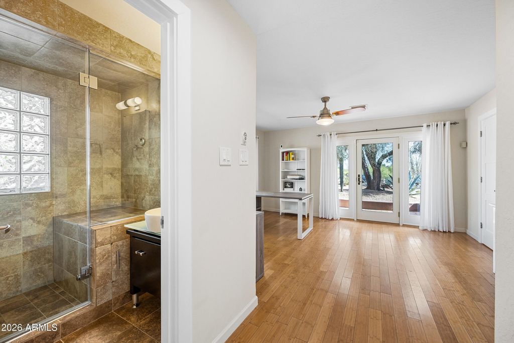 Image 46 of property listing at 7468 E STAGECOACH Pass, Carefree, AZ 85377