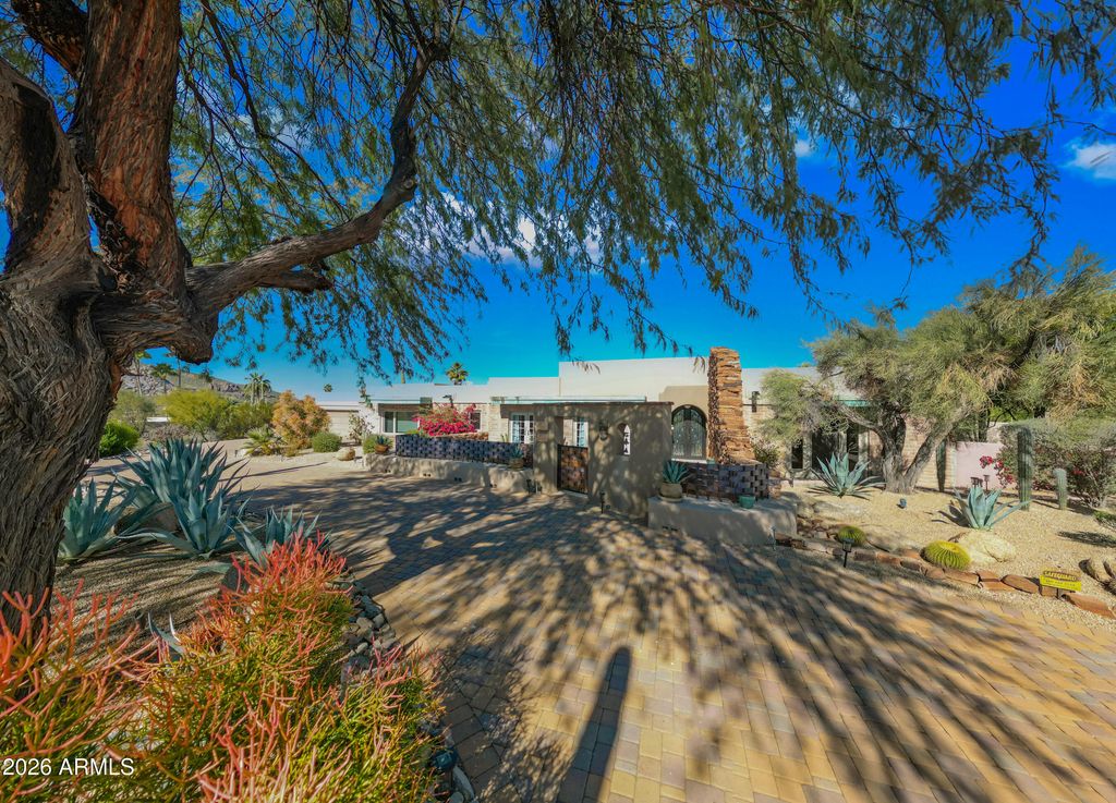 Image 62 of property listing at 7468 E STAGECOACH Pass, Carefree, AZ 85377