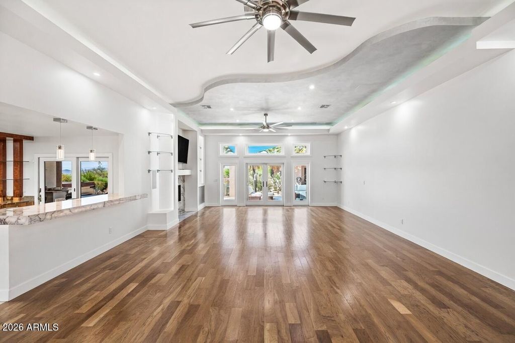 Image 7 of property listing at 7468 E STAGECOACH Pass, Carefree, AZ 85377