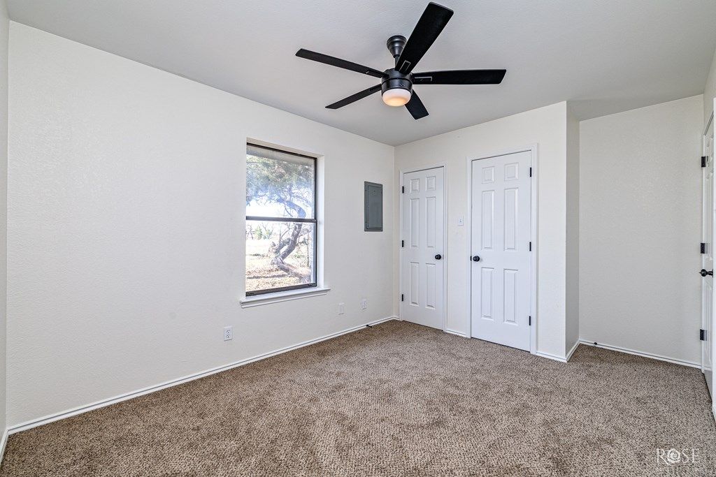 Image 16 of property listing at 252 E 43rd St, San Angelo, TX 76903