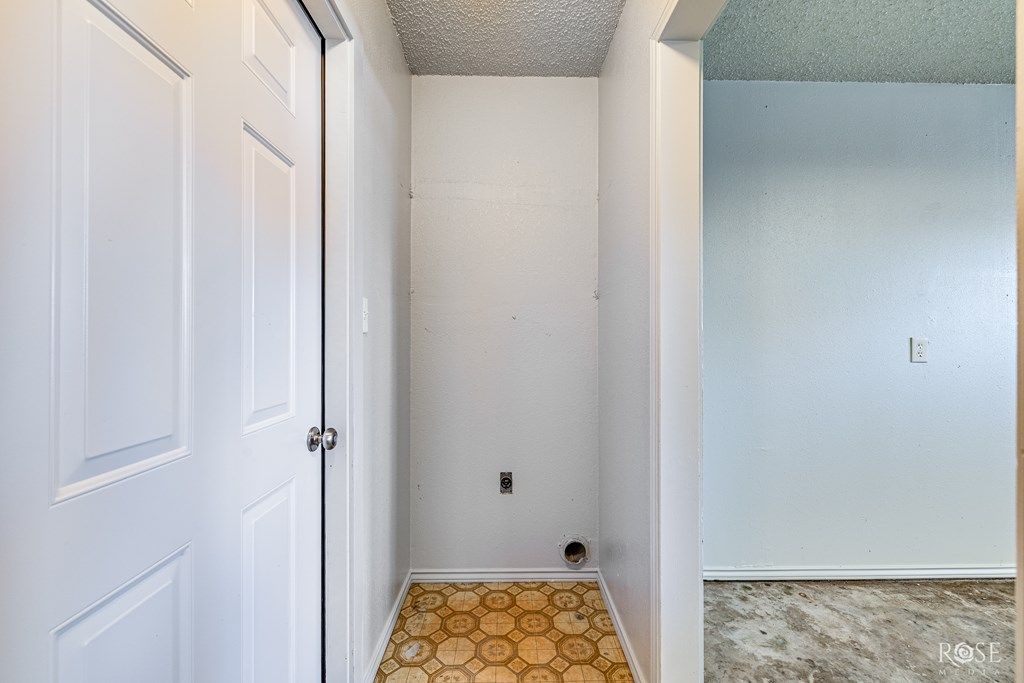 Image 18 of property listing at 252 E 43rd St, San Angelo, TX 76903