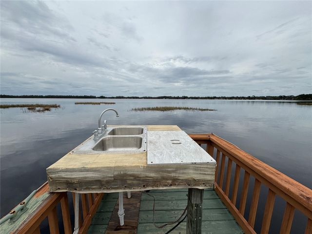 6194 PARKWAY E, St Cloud, FL 34771