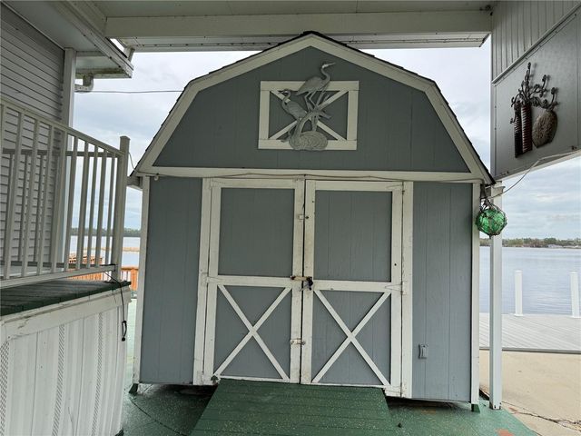 6194 PARKWAY E, St Cloud, FL 34771