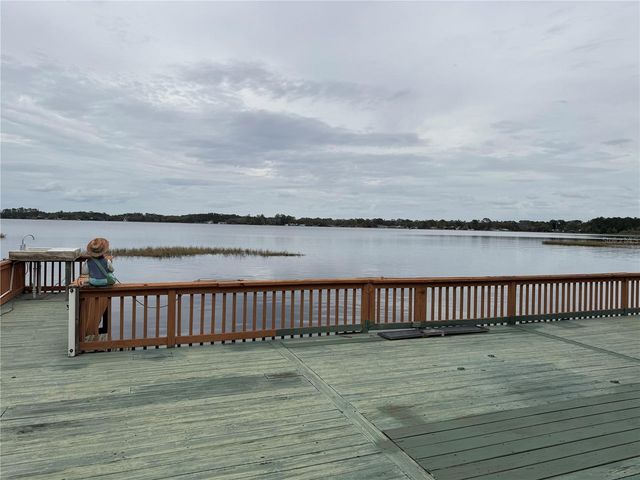 6194 PARKWAY E, St Cloud, FL 34771