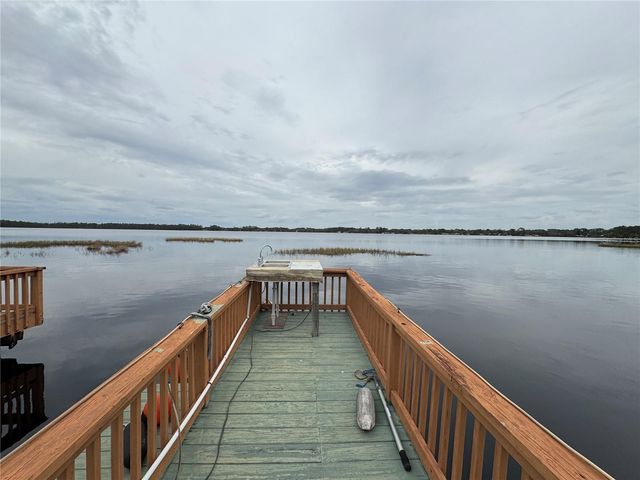 6194 PARKWAY E, St Cloud, FL 34771