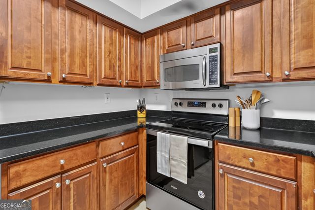 275 13th Street NE 1008, Atlanta, GA 30309