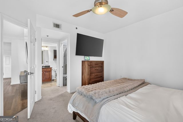 275 13th Street NE 1008, Atlanta, GA 30309