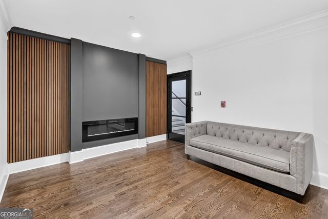 275 13th Street NE 1008, Atlanta, GA 30309