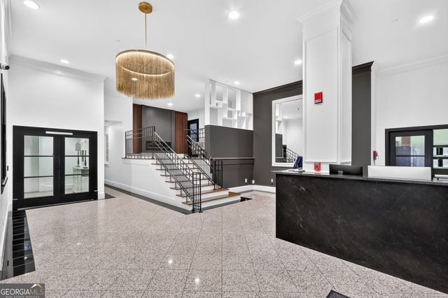 275 13th Street NE 1008, Atlanta, GA 30309