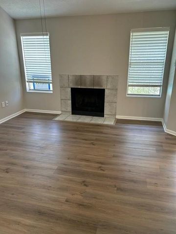 2021 Spenwick Drive 624, Houston, TX 77055