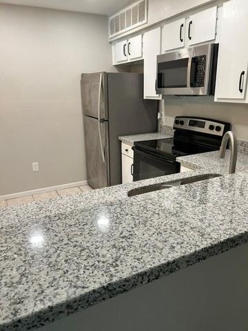 2021 Spenwick Drive 624, Houston, TX 77055