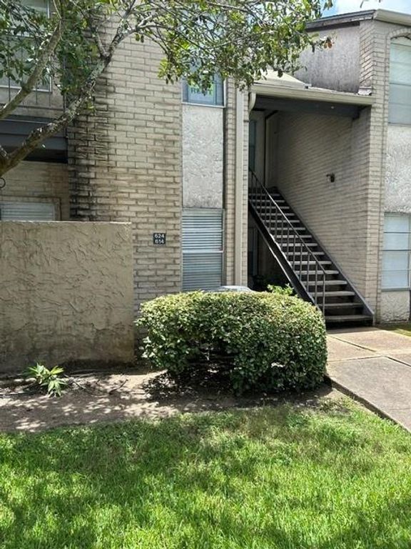 2021 Spenwick Drive 624, Houston, TX 77055