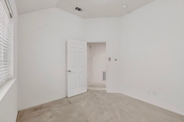 2086 Montclair Lane, Lewisville, TX 75067