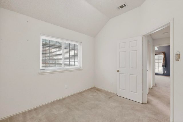 2086 Montclair Lane, Lewisville, TX 75067