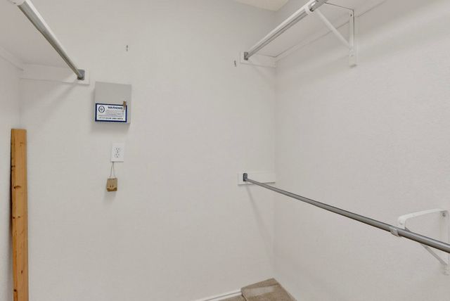 2086 Montclair Lane, Lewisville, TX 75067