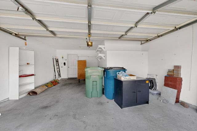 2086 Montclair Lane, Lewisville, TX 75067