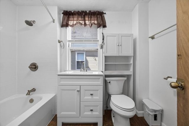 171 Bartlett St, Brockton, MA 02301