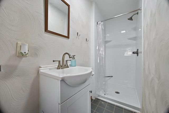 171 Bartlett St, Brockton, MA 02301