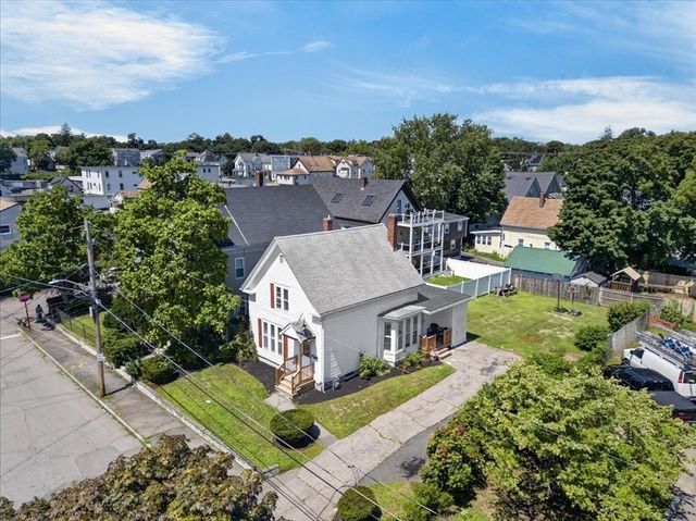 171 Bartlett St, Brockton, MA 02301