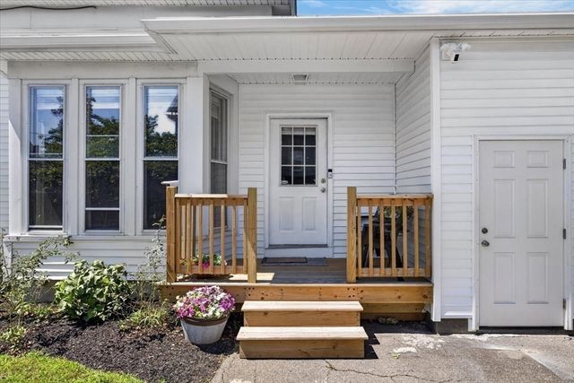 171 Bartlett St, Brockton, MA 02301