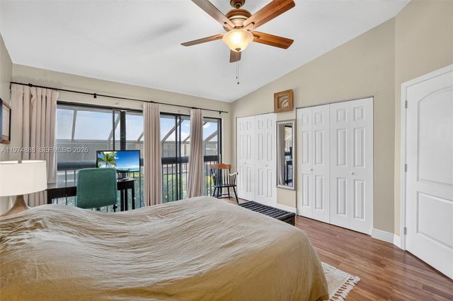 4250 SW 70th Ter, Davie, FL 33314