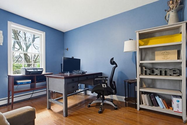 6 Walker Pond Rd, Sturbridge, MA 01566