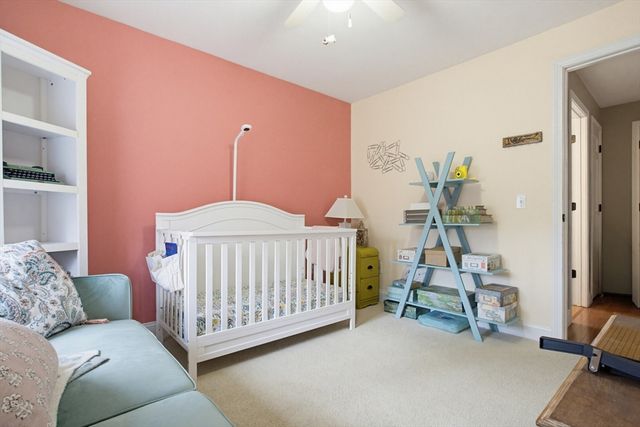 6 Walker Pond Rd, Sturbridge, MA 01566