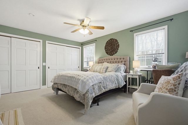 6 Walker Pond Rd, Sturbridge, MA 01566