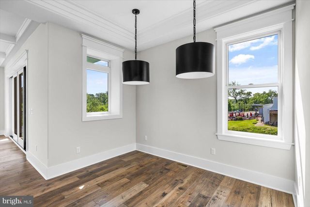 1111 SOPHIA ST, Fredericksburg, VA 22401